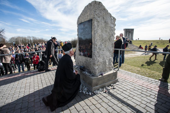 jg_190317_oto_0124.jpg-76 Marsz Pamięci,Kośmider,Uroczystośći