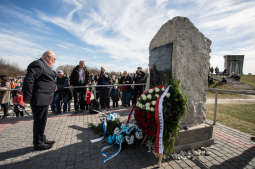 jg_190317_oto_0179.jpg-76 Marsz Pamięci,Kośmider,Uroczystośći