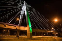 jg_190317_oto_0464.jpg-Kładka,Podświetlenie,zielone