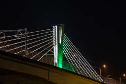 jg_190317_oto_0467.jpg-Kładka,Podświetlenie,zielone