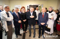 bs_190318_3237.jpg-Nowa ginekologia i apteka w „Żeromskim”