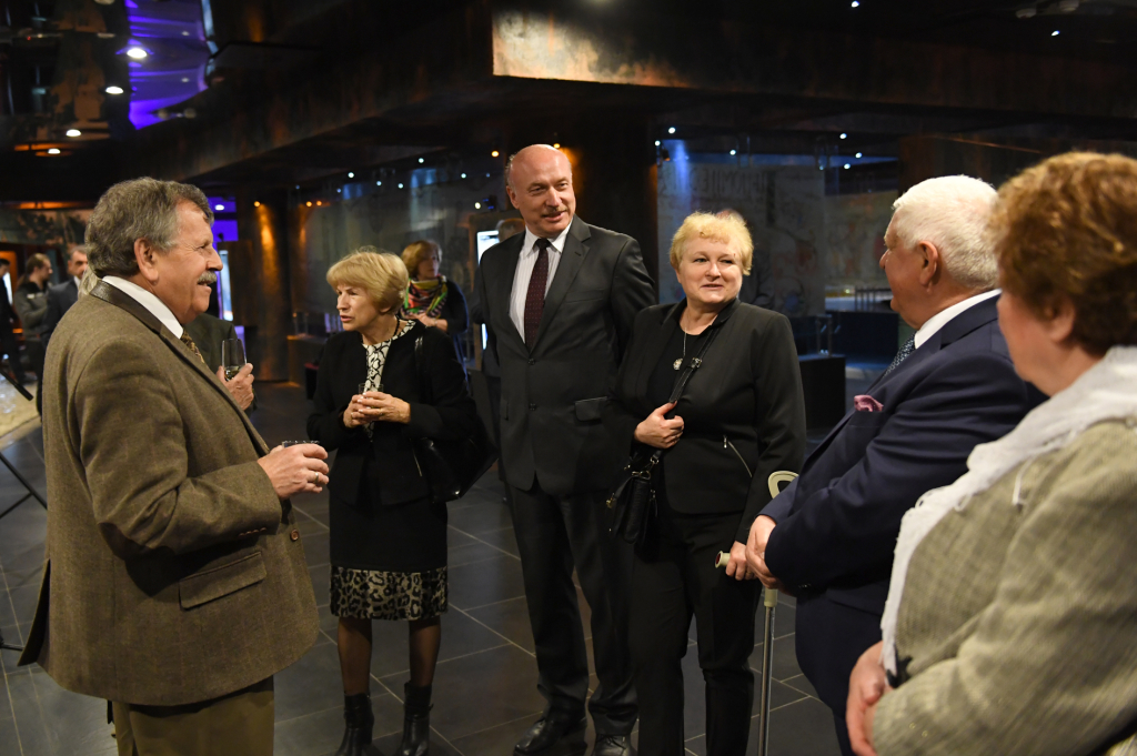 dsc_4152 copy.jpg-Profesorowie  Autor: W. Majka