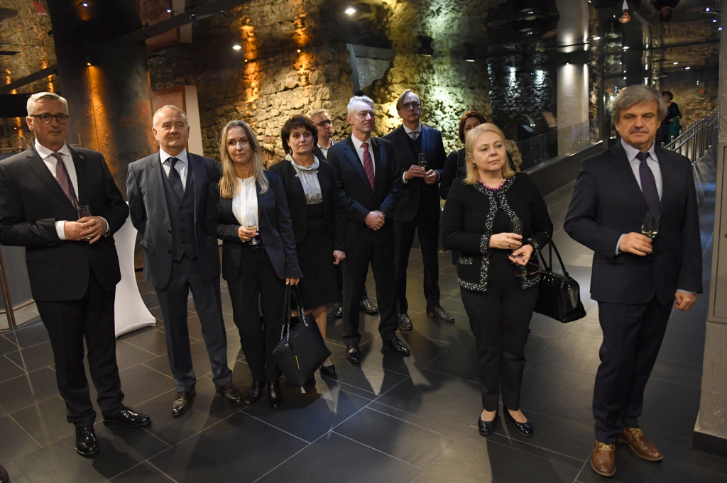 dsc_4173 copy.jpg-Profesorowie  Autor: W. Majka