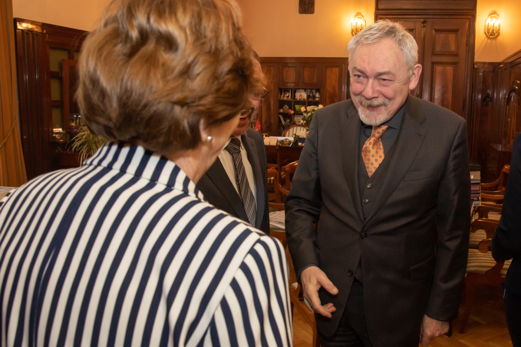 bs_190404_4195.jpg-Ambasador Kuby,J.E. Jorge Marti Martinez ,Majchrowski  Autor: B. Świerzowski