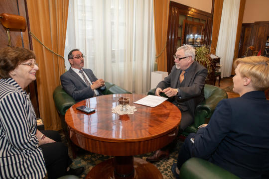 bs_190404_4214.jpg-Ambasador Kuby,J.E. Jorge Marti Martinez ,Majchrowski