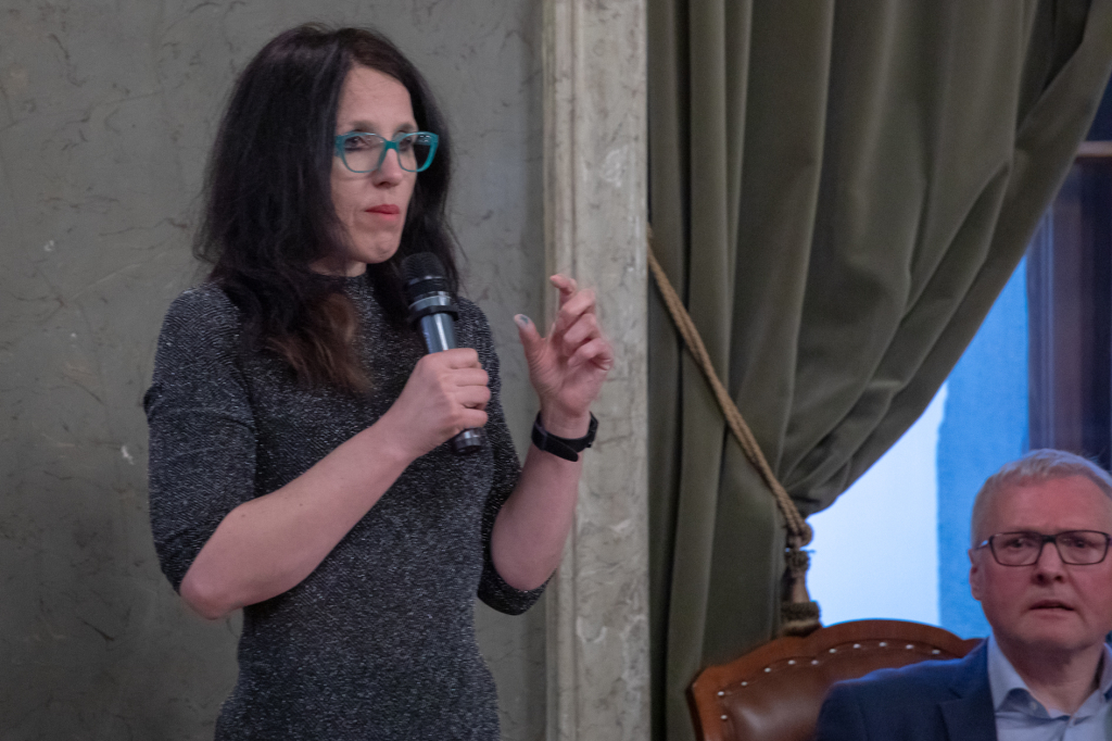 bs-kwietnia 06, 2019-img_4587.jpg-Vetulani, Konferencja,Kośmider,Sala Obrad,Festiwal Wolnej Myśli  Autor: B. Świerzowski