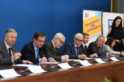 dsc_4893 copy.jpg-podpisanie porozumienia z Krakowskimi Uczelniami Wyższymi