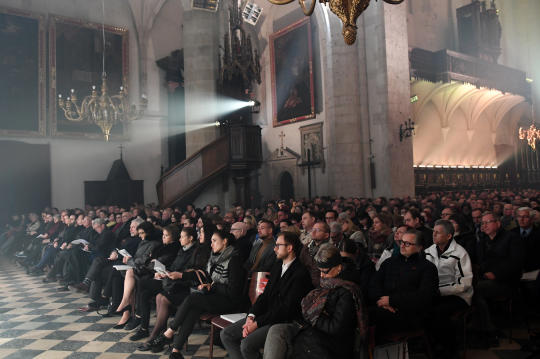 dsc_5691 copy.jpg-Misteria Paschalia