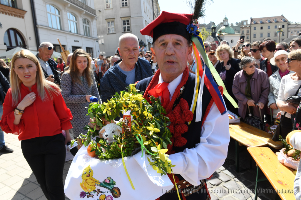 dsc_6364 copy copy.png-Poświęcenie pokarmów  Autor: W. Majka