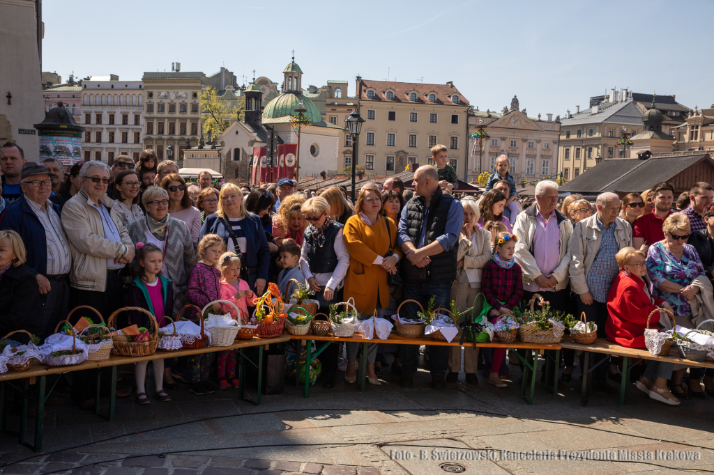 bs-kwietnia 20, 2019-img_5528.jpg-Święcenie,Wielkanoc,Majchrowski  Autor: B. Świerzowski