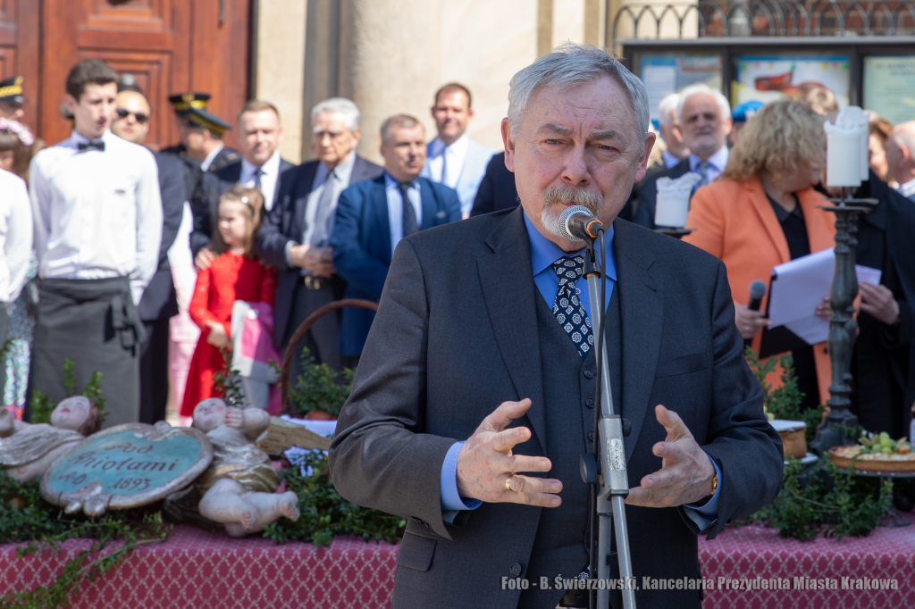 bs-kwietnia 20, 2019-img_5700.jpg-Święcenie,Wielkanoc,Majchrowski  Autor: B. Świerzowski