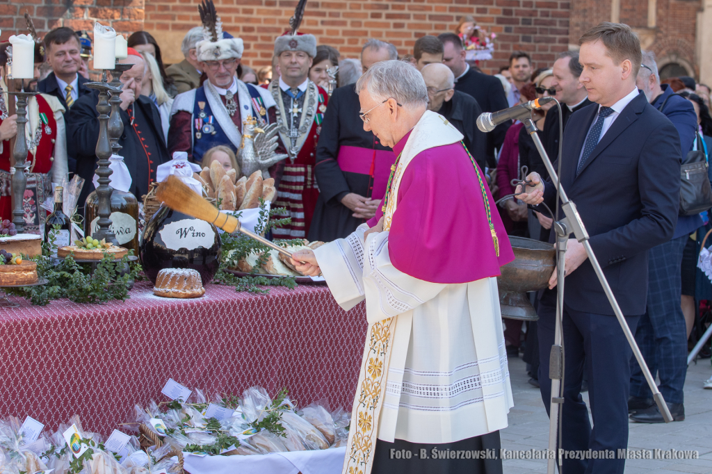 bs-kwietnia 20, 2019-img_5772.jpg-Święcenie,Wielkanoc,Majchrowski  Autor: B. Świerzowski