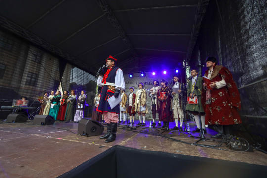 bs-maja 03, 2019-img_8106.jpg-Lekcja Śpiewania,3 Maja,Mały Rynek