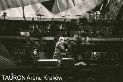 57419038_292927034959679_8960512590866284544_n.jpg-Elton John koncert Tauron Arena
