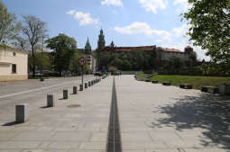 bs_190508_8450.jpg-plac Wielkiej Armii Napoleona u podnóża Wawelu