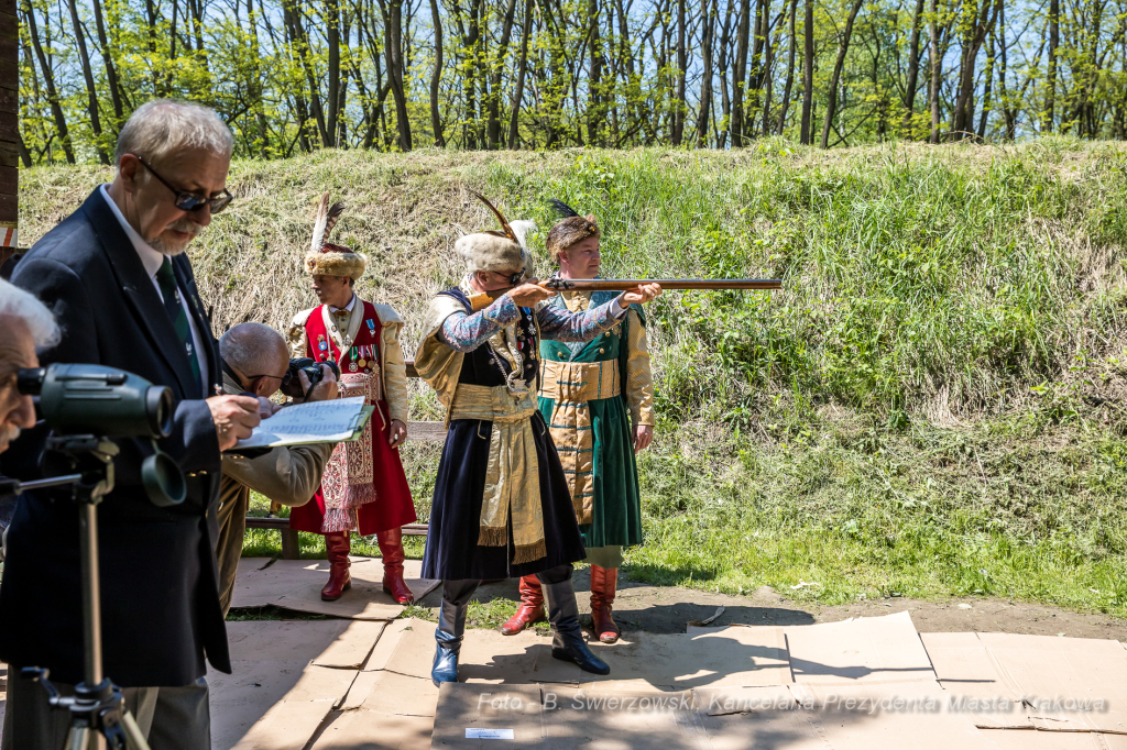 bs-maja 18, 2019-img_0412.jpg-Bractwo Kurkowe,Strzelanie,Majchrowski,Król Kurkowy  Autor: B. Świerzowski