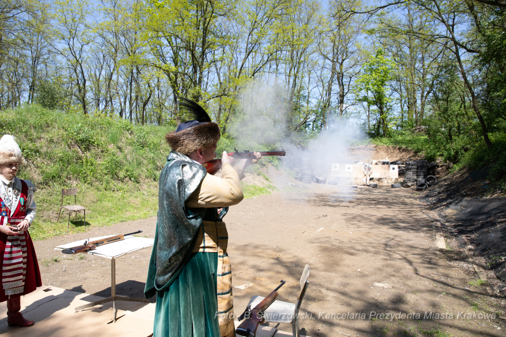 bs-maja 18, 2019-img_0444.jpg-Bractwo Kurkowe,Strzelanie,Majchrowski,Król Kurkowy  Autor: B. Świerzowski