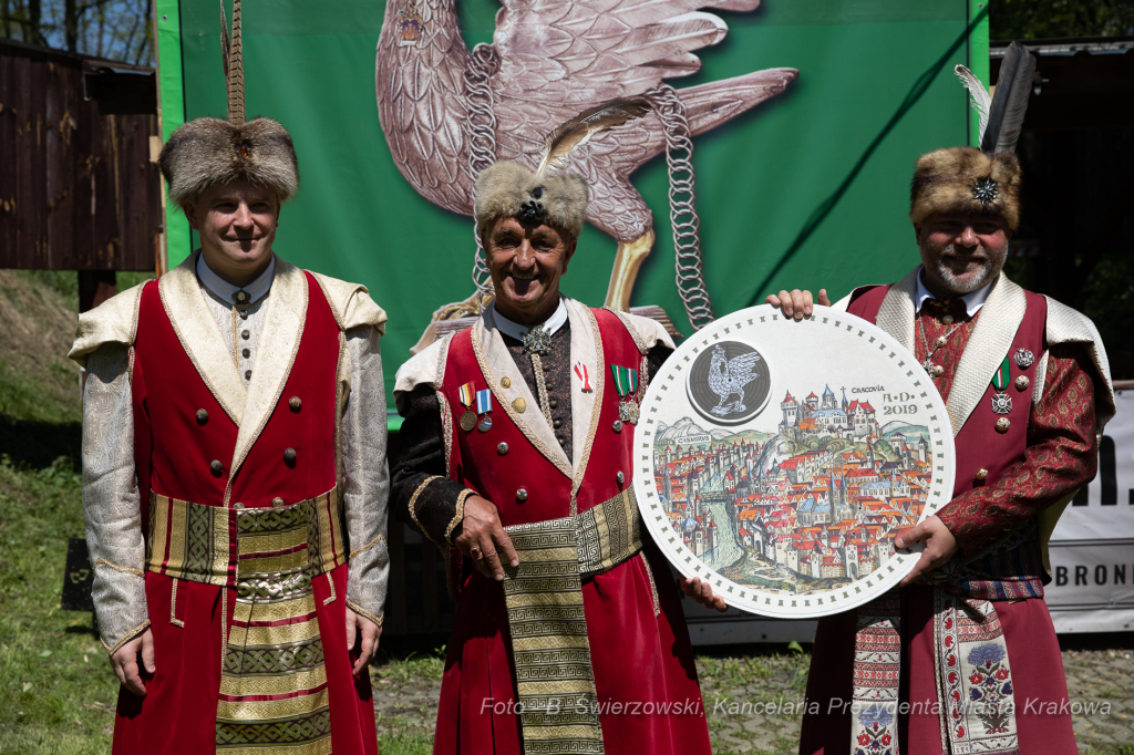 bs-maja 18, 2019-img_0507.jpg-Bractwo Kurkowe,Strzelanie,Majchrowski,Król Kurkowy  Autor: B. Świerzowski