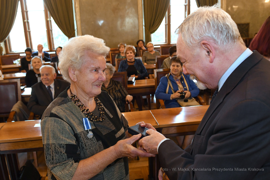 dsc_1330 copy24.jpg-Honoris Gratia  Autor: W. Majka