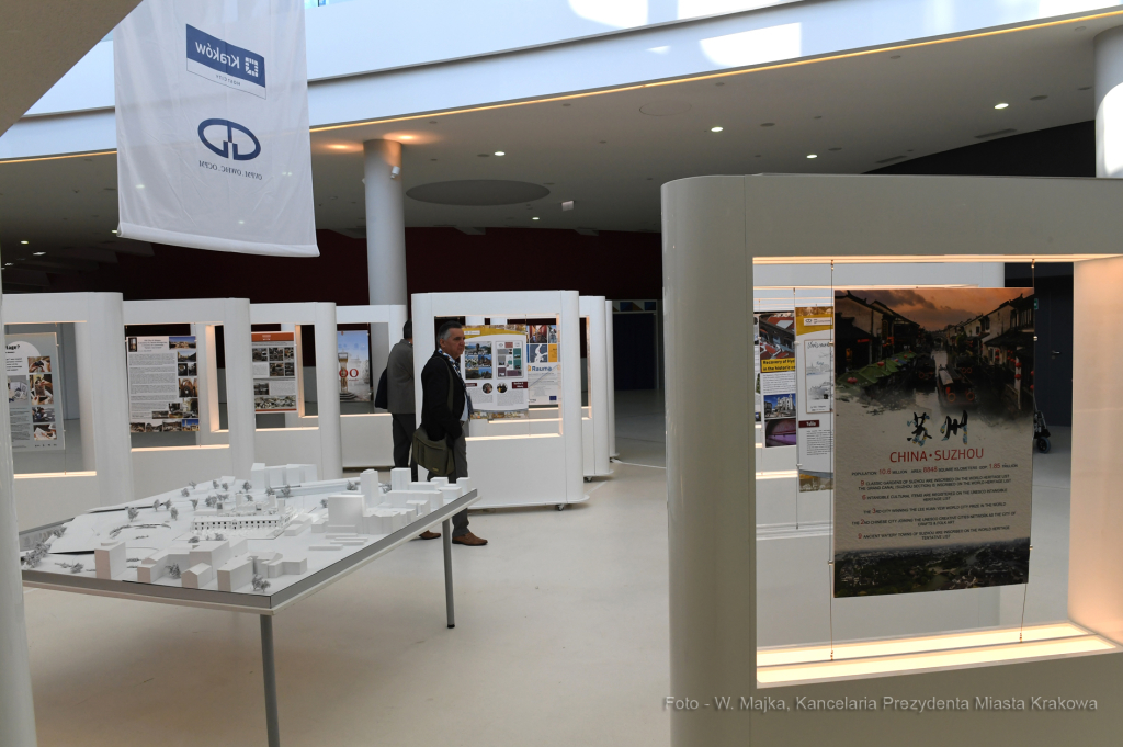 dsc_1884 copy03.jpg-OWHC  Autor: W. Majka