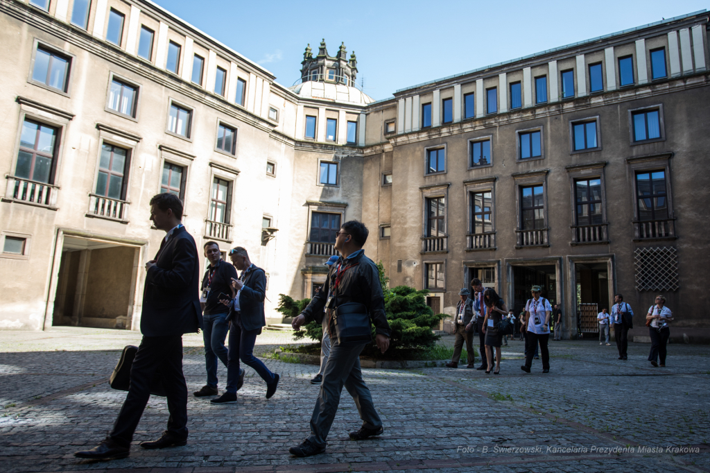 bs_190603_1622.jpg-Nowa Huta , OWHC  Autor: B. Świerzowski