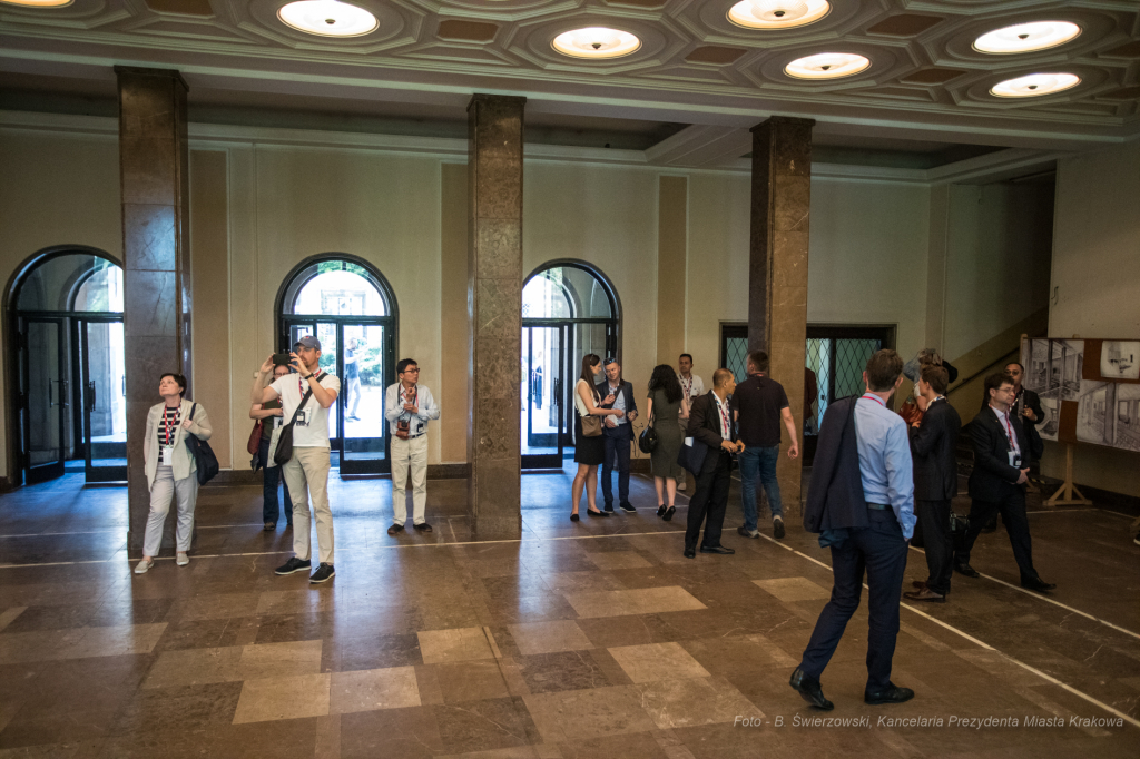 bs_190603_1628.jpg-Nowa Huta , OWHC  Autor: B. Świerzowski