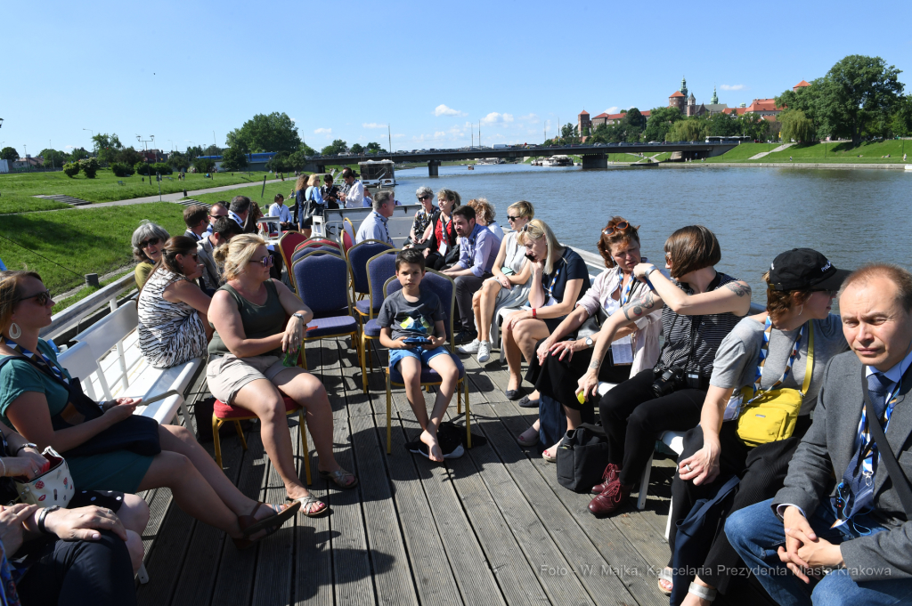 dsc_2164 copy10.jpg-Wizyta studyjna na Zabłociu - OWHC  Autor: W. Majka