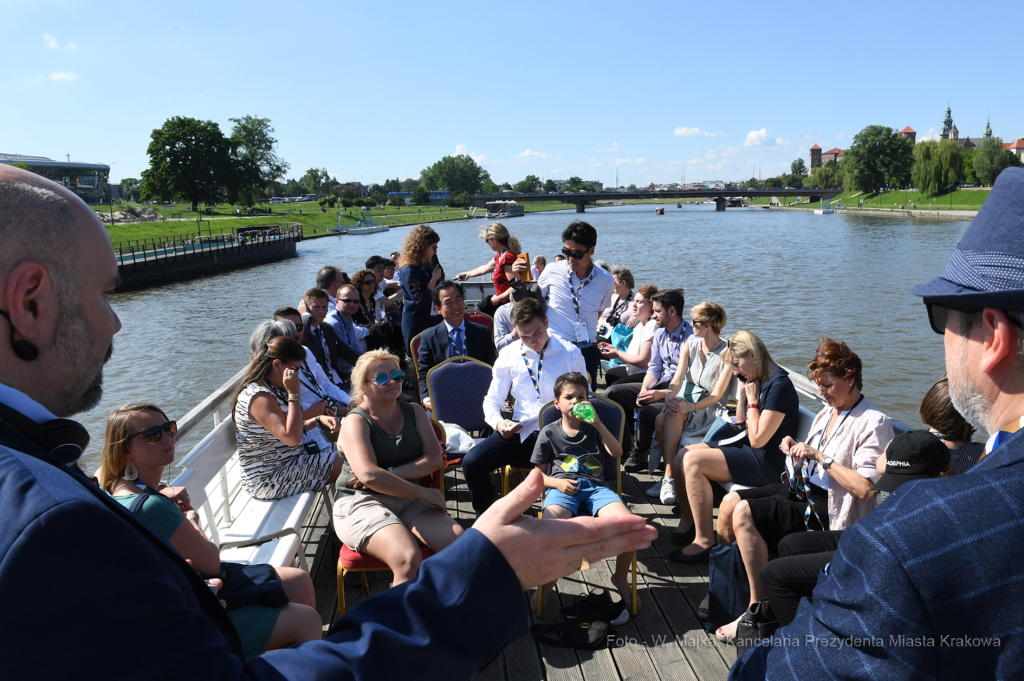 dsc_2171 copy11.jpg-Wizyta studyjna na Zabłociu - OWHC  Autor: W. Majka