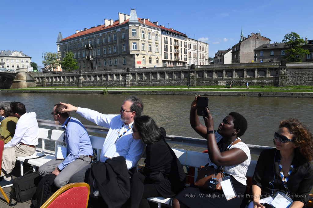 dsc_2208 copy18.jpg-Wizyta studyjna na Zabłociu - OWHC  Autor: W. Majka