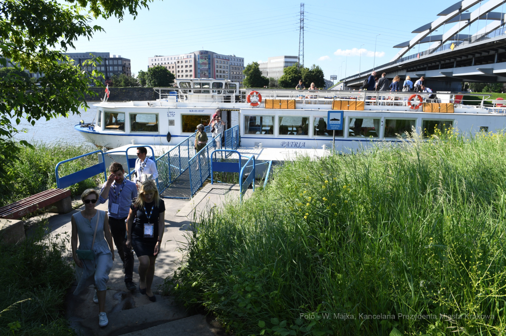 dsc_2285 copy30.jpg-Wizyta studyjna na Zabłociu - OWHC  Autor: W. Majka