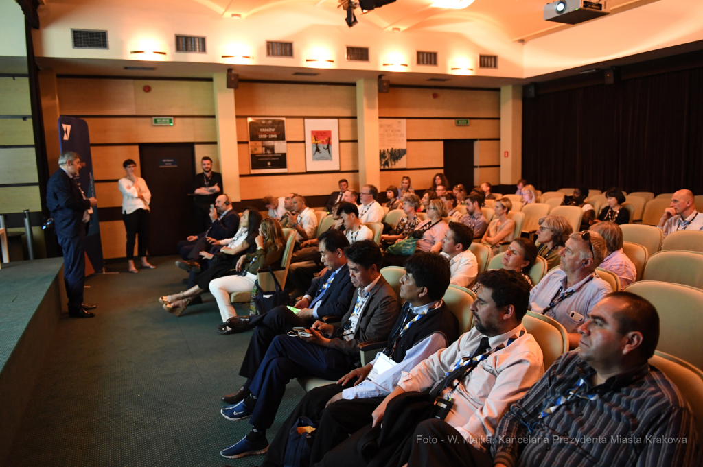 dsc_2337 copy40.jpg-Wizyta studyjna na Zabłociu - OWHC  Autor: W. Majka