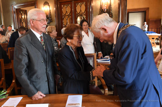 dsc_3320 copy27.jpg-Honorowego Obywatela prof. Antoniemu Dziatkow