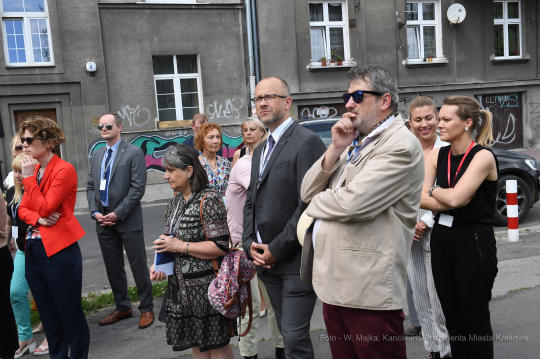 dsc_2499 copy06.jpg-Sadzenie drzewa- Aleja Kongresowa