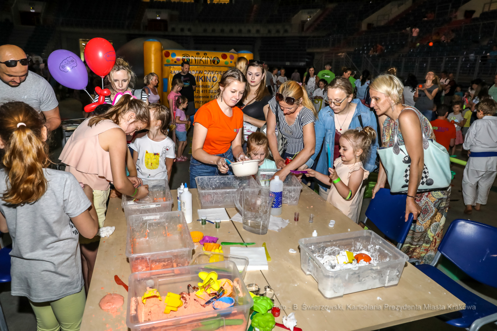 bs-czerwca 09, 2019-img_7870.jpg-Tauron Arena,Urodziny  Autor: B. Świerzowski