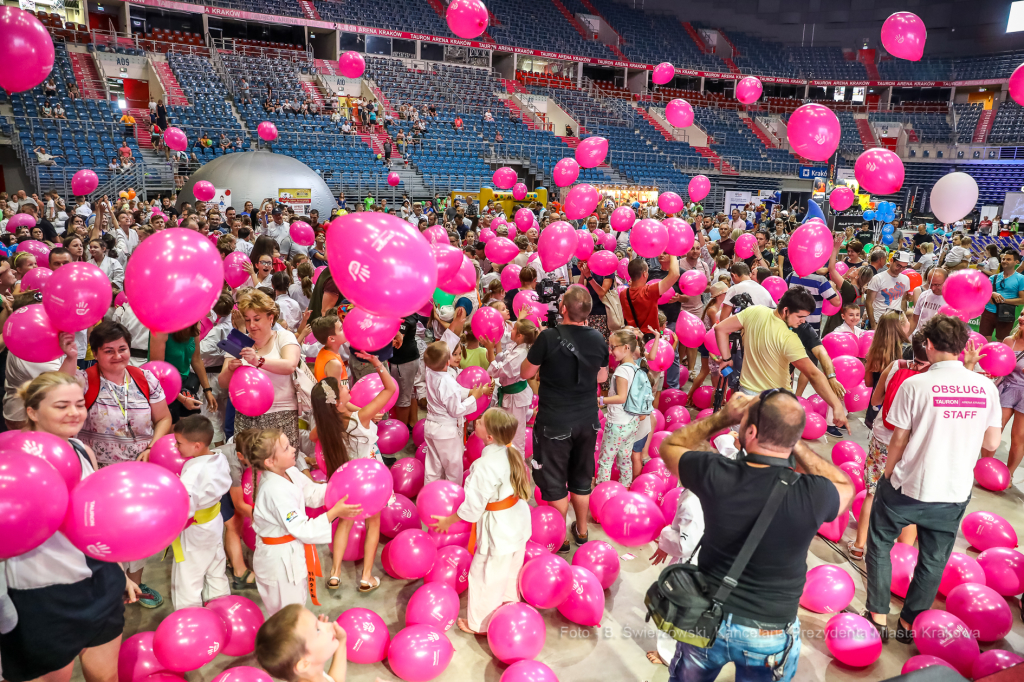 bs-czerwca 09, 2019-img_7977.jpg-Tauron Arena,Urodziny  Autor: B. Świerzowski