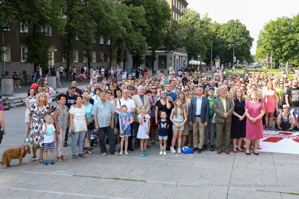 bs-czerwca 09, 2019-img_8130.jpg-Wspólne zdjęcie,Nowa Huta,70 lat,Majchrowski  Autor: B. Świerzowski