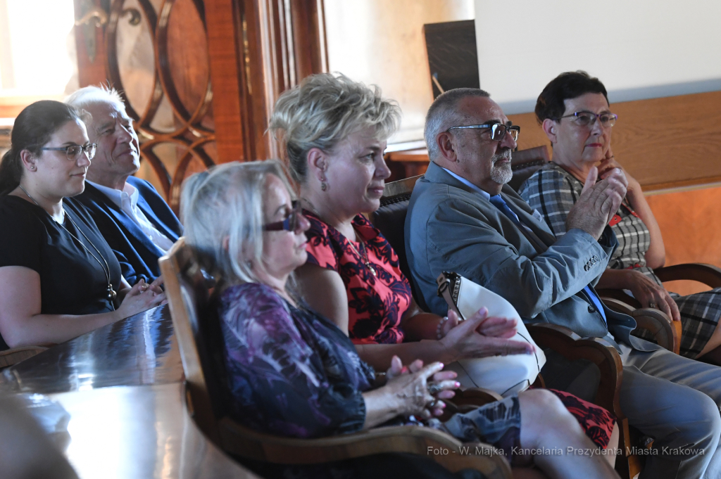 dsc_4831 copy03.jpg-Pióro Businessu  Autor: W. Majka