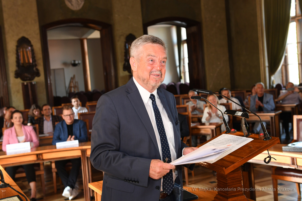 dsc_4869 copy10.jpg-Pióro Businessu  Autor: W. Majka