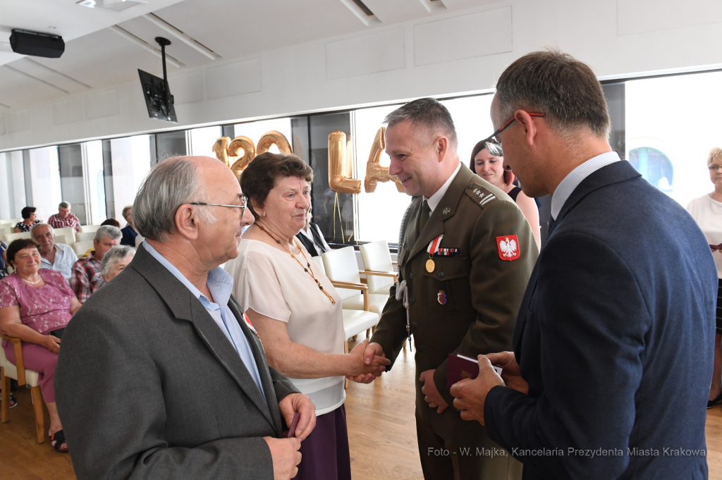 dsc_5000 copy05.jpg-Wręczenie odznaczeń obronności kraju  Autor: W. Majka