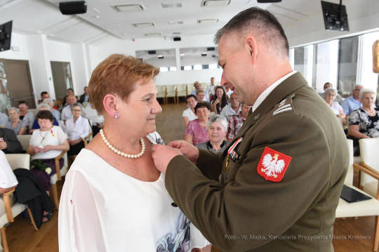 dsc_5003 copy06.jpg-Wręczenie odznaczeń obronności kraju