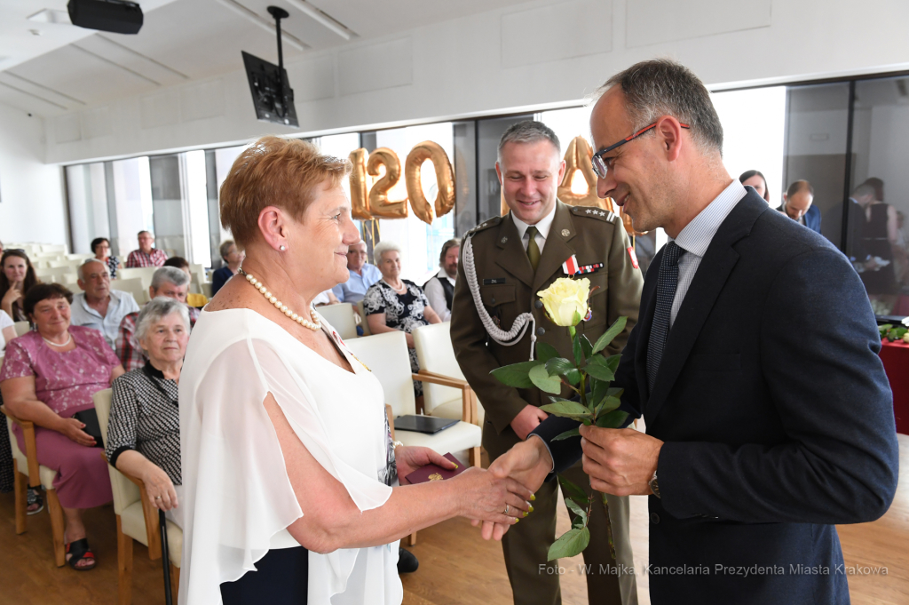 dsc_5007 copy07.jpg-Wręczenie odznaczeń obronności kraju  Autor: W. Majka