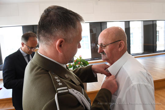 dsc_5019 copy12.jpg-Wręczenie odznaczeń obronności kraju