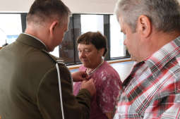 dsc_5039 copy18.jpg-Wręczenie odznaczeń obronności kraju