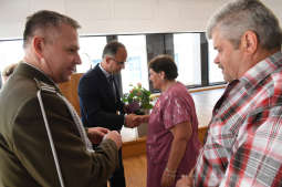 dsc_5040 copy19.jpg-Wręczenie odznaczeń obronności kraju