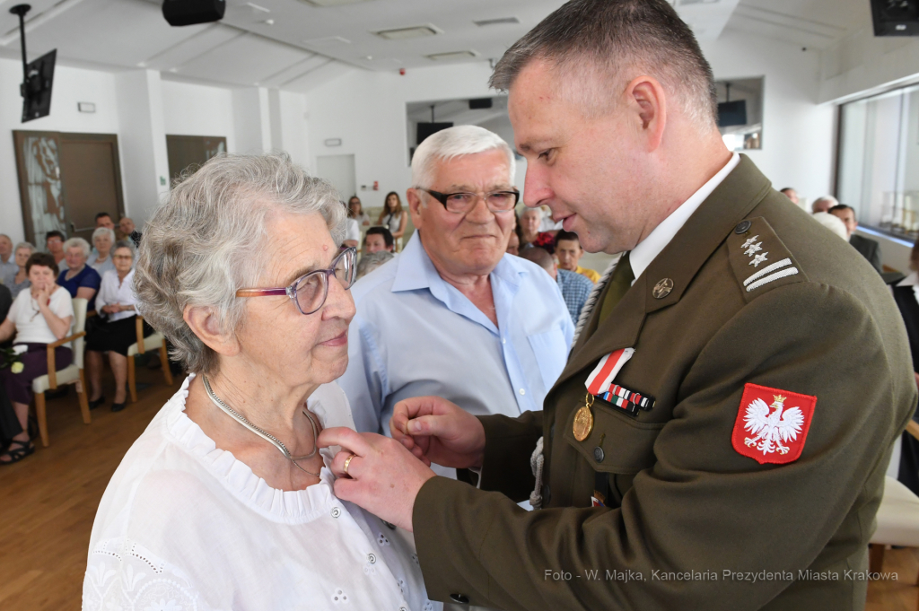 dsc_5045 copy21.jpg-Wręczenie odznaczeń obronności kraju  Autor: W. Majka