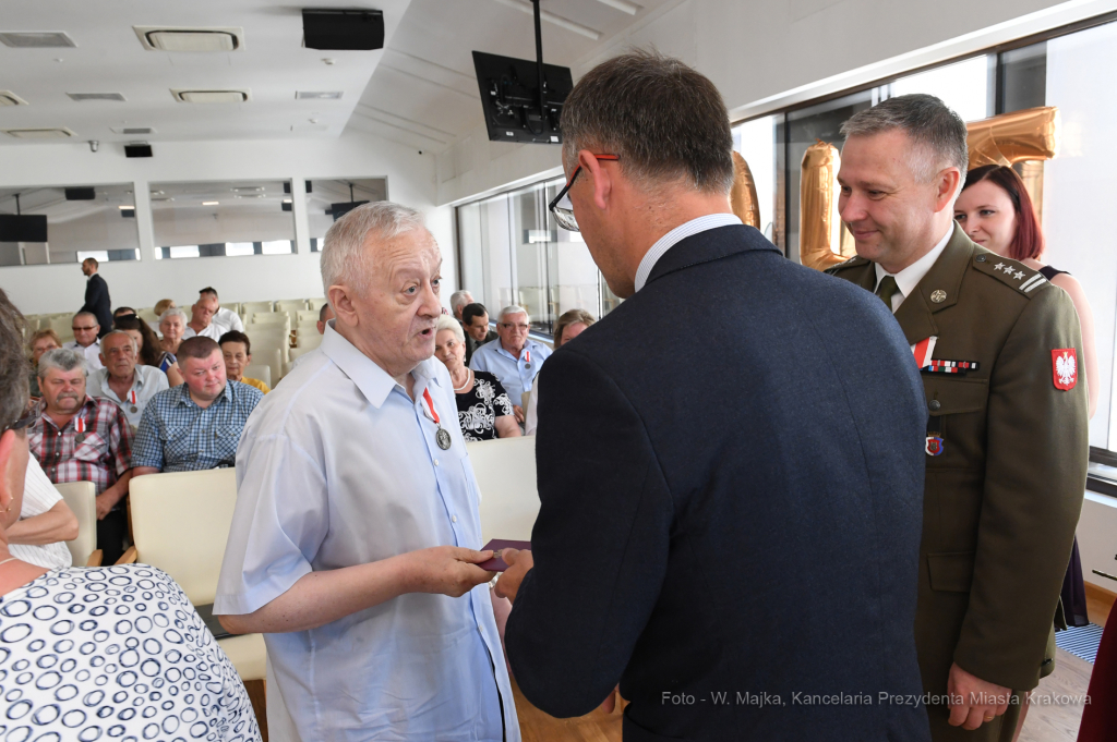 dsc_5098 copy41.jpg-Wręczenie odznaczeń obronności kraju  Autor: W. Majka