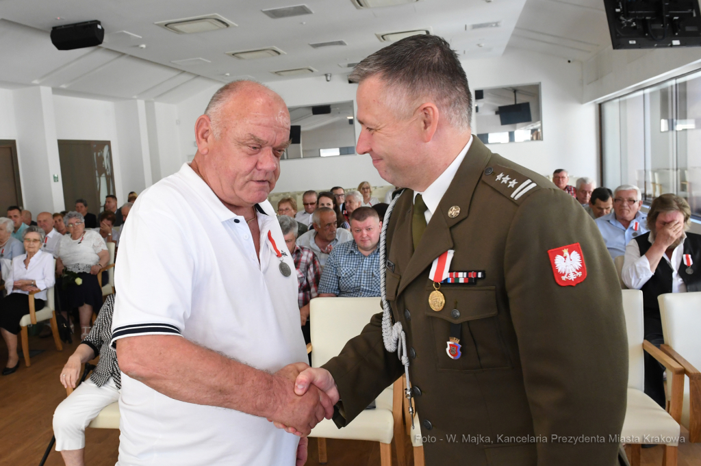 dsc_5166 copy72.jpg-Wręczenie odznaczeń obronności kraju  Autor: W. Majka
