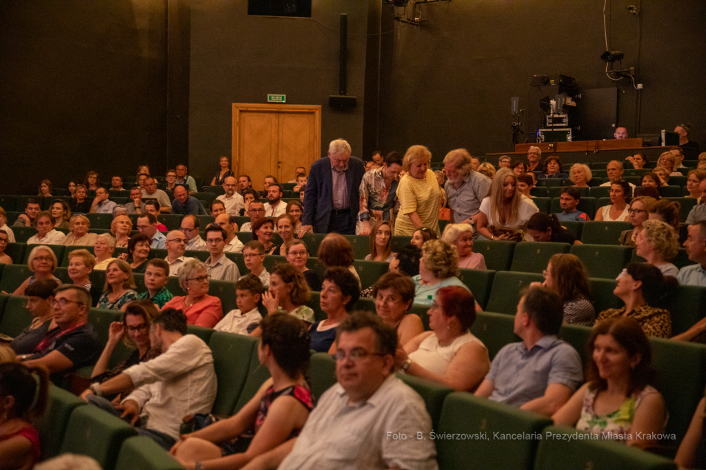 bs-czerwca 15, 2019-img_9521.jpg-nagroda teatralna,Majchrowski,Noc Teatrów  Autor: B. Świerzowski