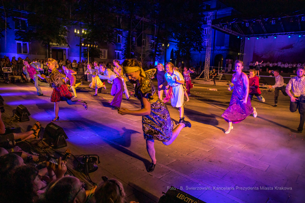 bs-czerwca 15, 2019-img_0320.jpg-Nowa Huta,noc Teatrów  Autor: B. Świerzowski