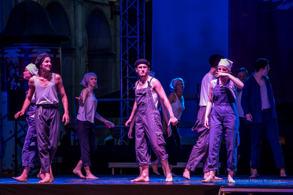 bs-czerwca 15, 2019-img_9845.jpg-Nowa Huta,noc Teatrów  Autor: B. Świerzowski